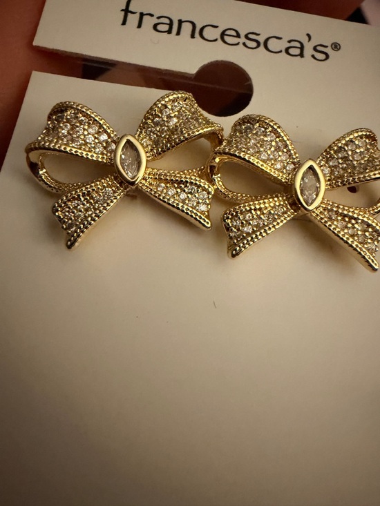 Francesca's Collections Gold/Silver Bow Earrings - Picture 4 of 5